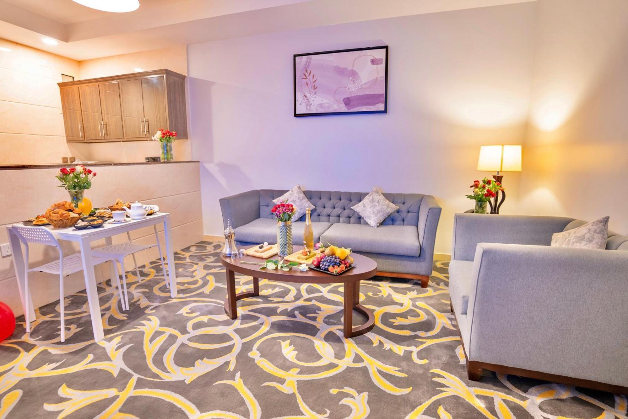 Laten Suites Al Naseem Jeddah Exterior photo